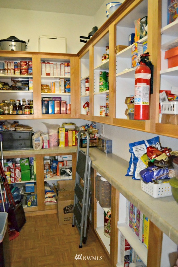 3594 North Wilson Road Oak Harbor, WA 98277 - Photo 5 of 15 Gallery Image 5