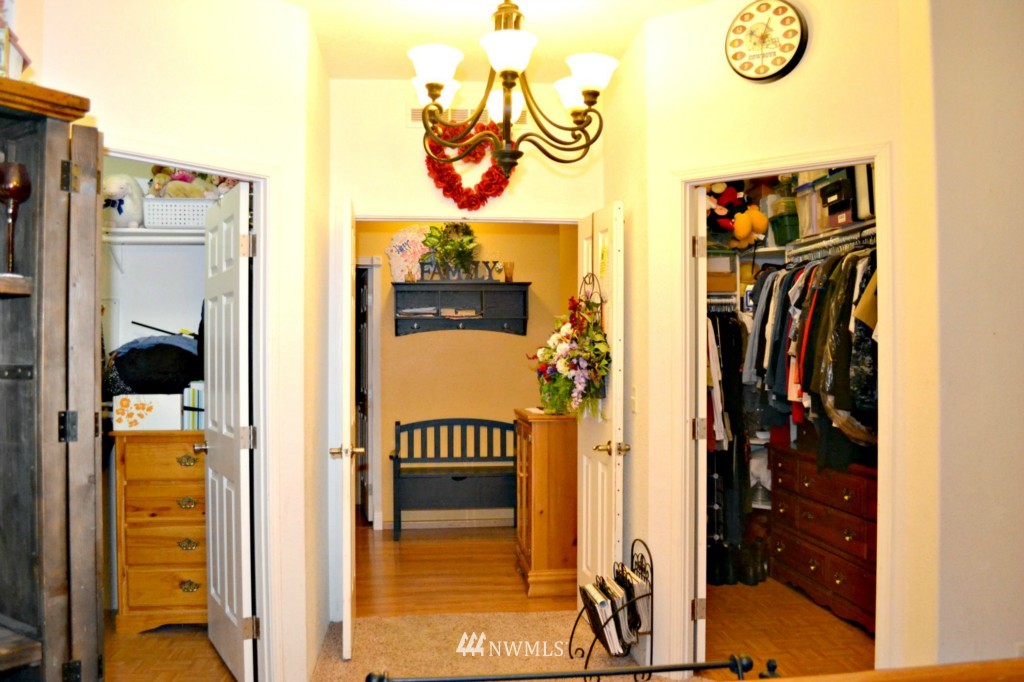 3594 North Wilson Road Oak Harbor, WA 98277 - Photo 10 of 15 Gallery Image 10