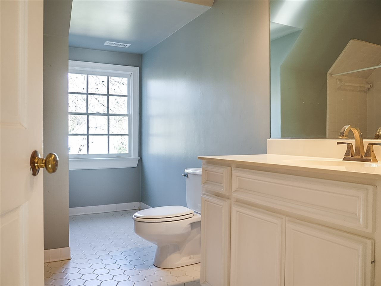 2517 Winterbury Court Raleigh, NC 27607 - Photo 20 of 24 Photo 20