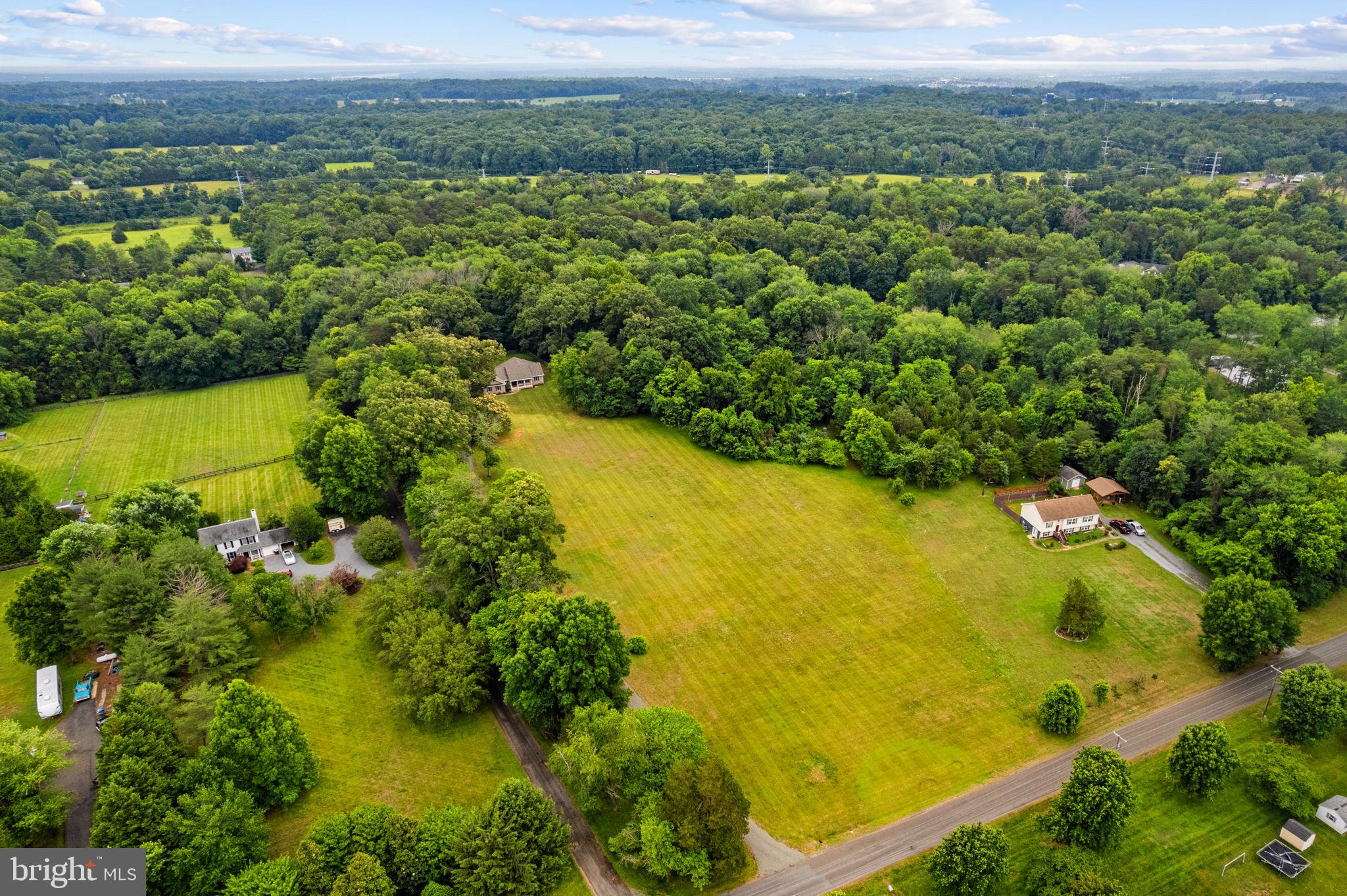 9711 Clarkes Road Bealeton, VA 22712 - Photo 5 of 85