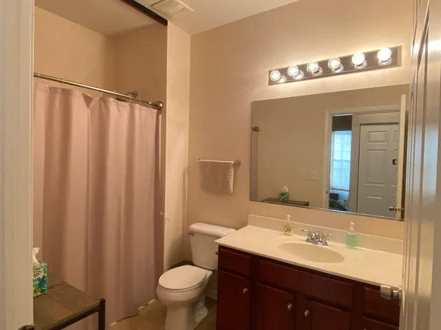 $2,200 | 1587 Millbrook Drive, Unit 1587, Algonquin, IL 60102