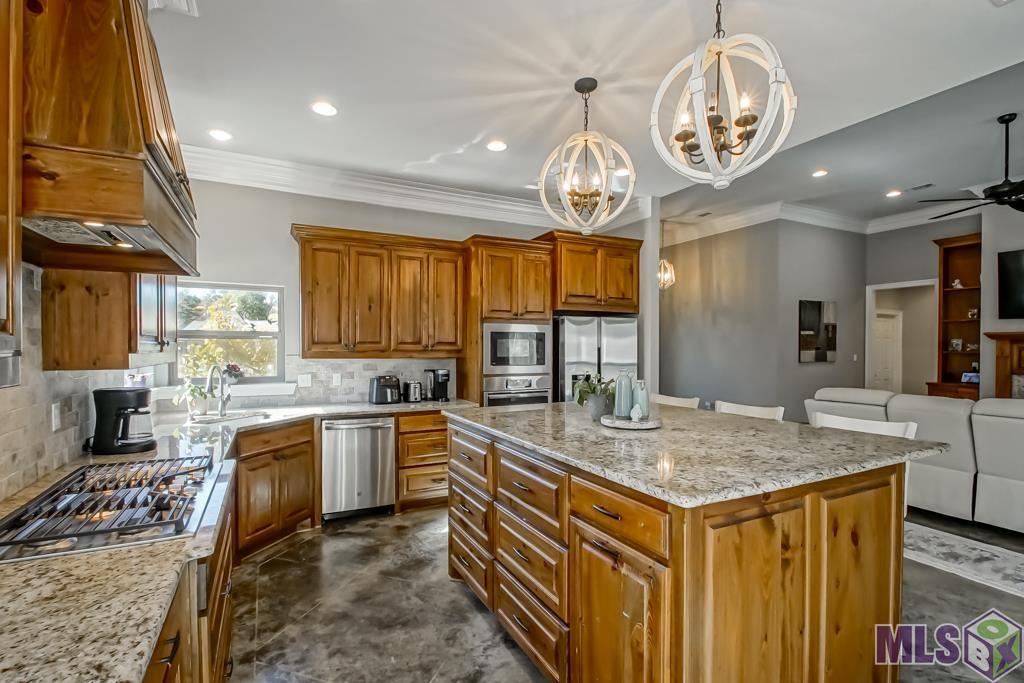 34940 Clinton Allen Road Denham Springs, LA 70706 - Photo 3 of 24