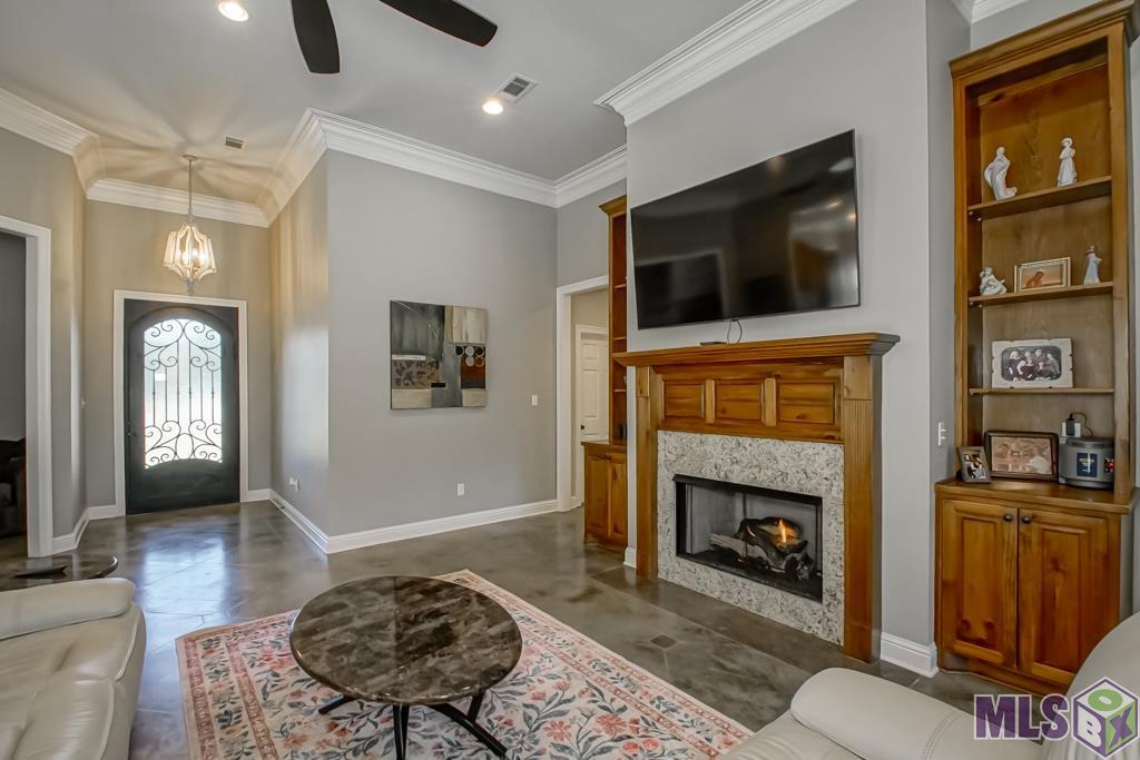 34940 Clinton Allen Road Denham Springs, LA 70706 - Photo 6 of 24