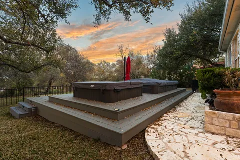 $1,150,000 | 2016 Lakeway Boulevard, Lakeway, TX 78734