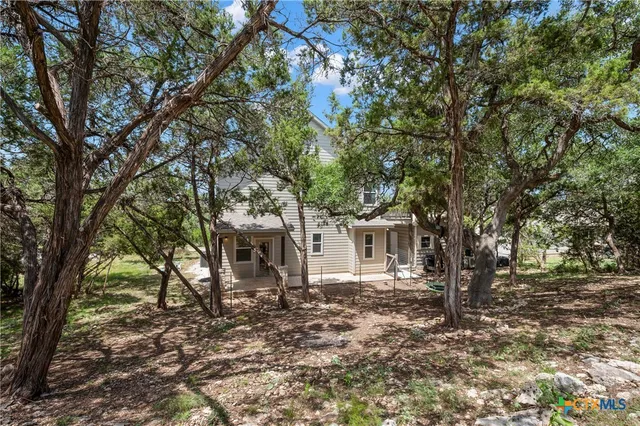 $355,000 | 1130 Twin Deer Lane, Canyon Lake, TX 78133