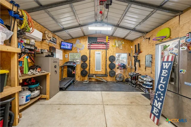 $355,000 | 1130 Twin Deer Lane, Canyon Lake, TX 78133