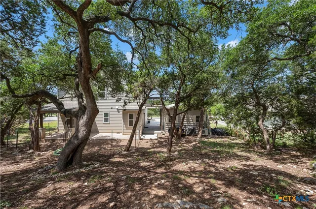 $355,000 | 1130 Twin Deer Lane, Canyon Lake, TX 78133