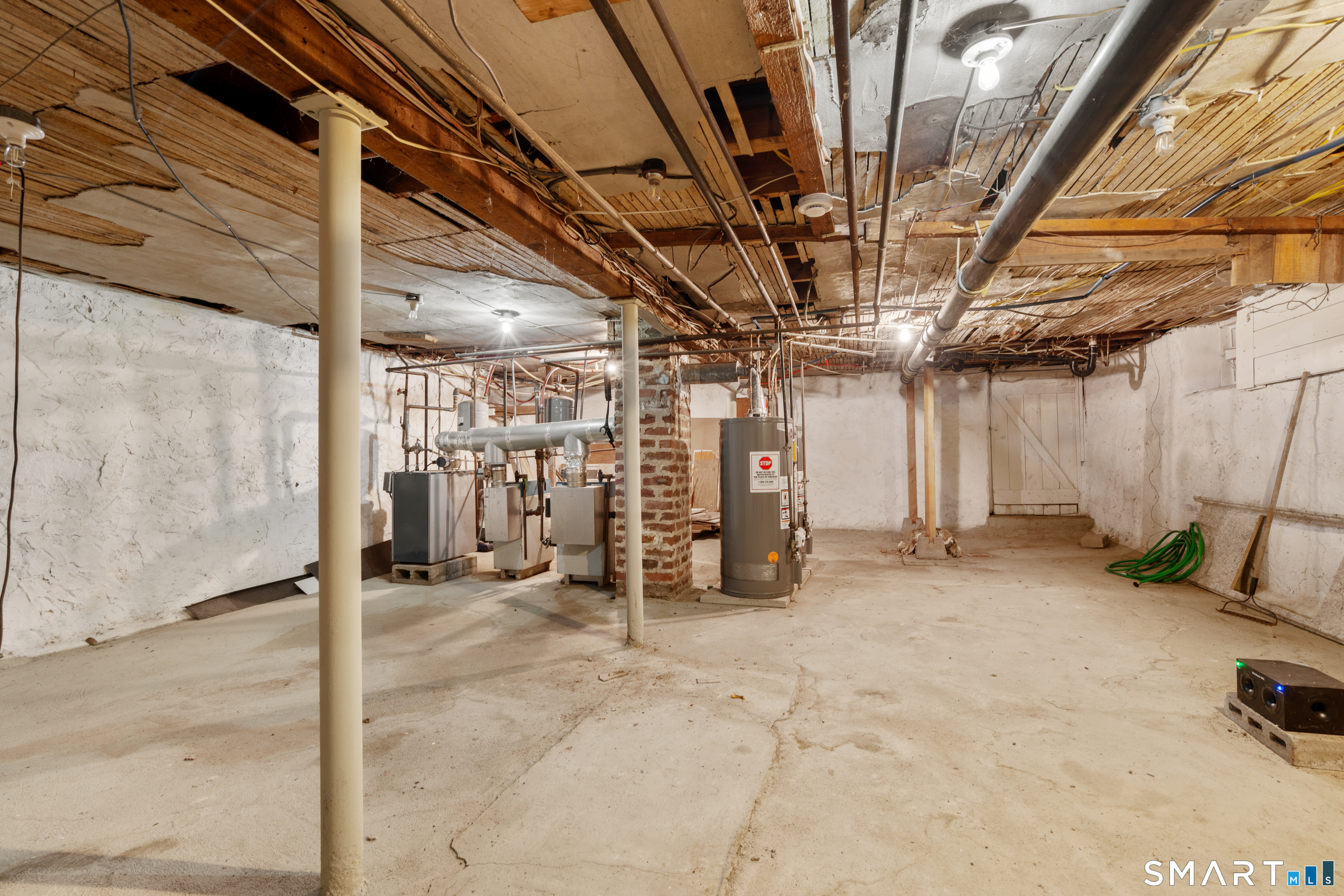 302 Allen Street New Britain, CT 06053 - Photo 33 of 40