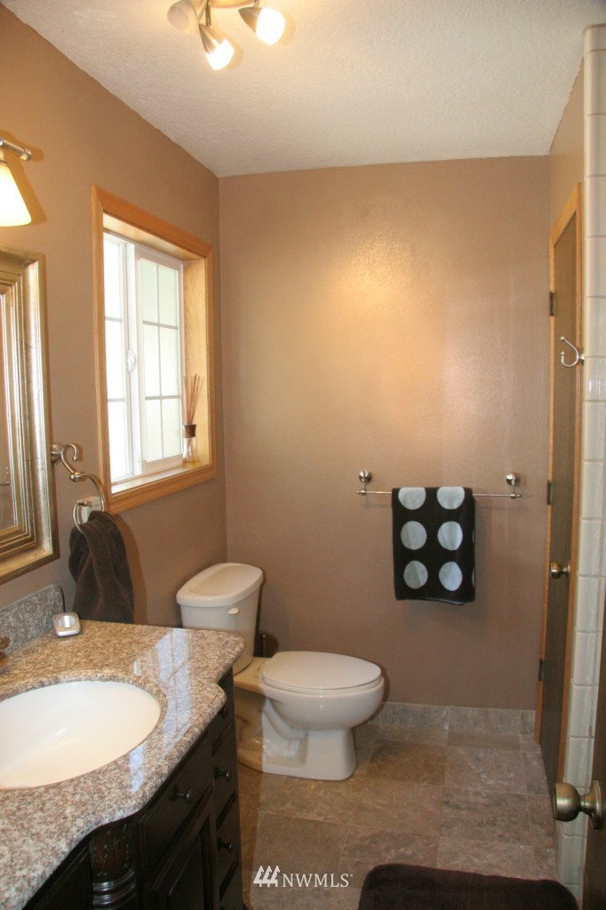 160 Duncan Road Kelso, WA 98626 - Photo 9 of 24 Gallery Image 9