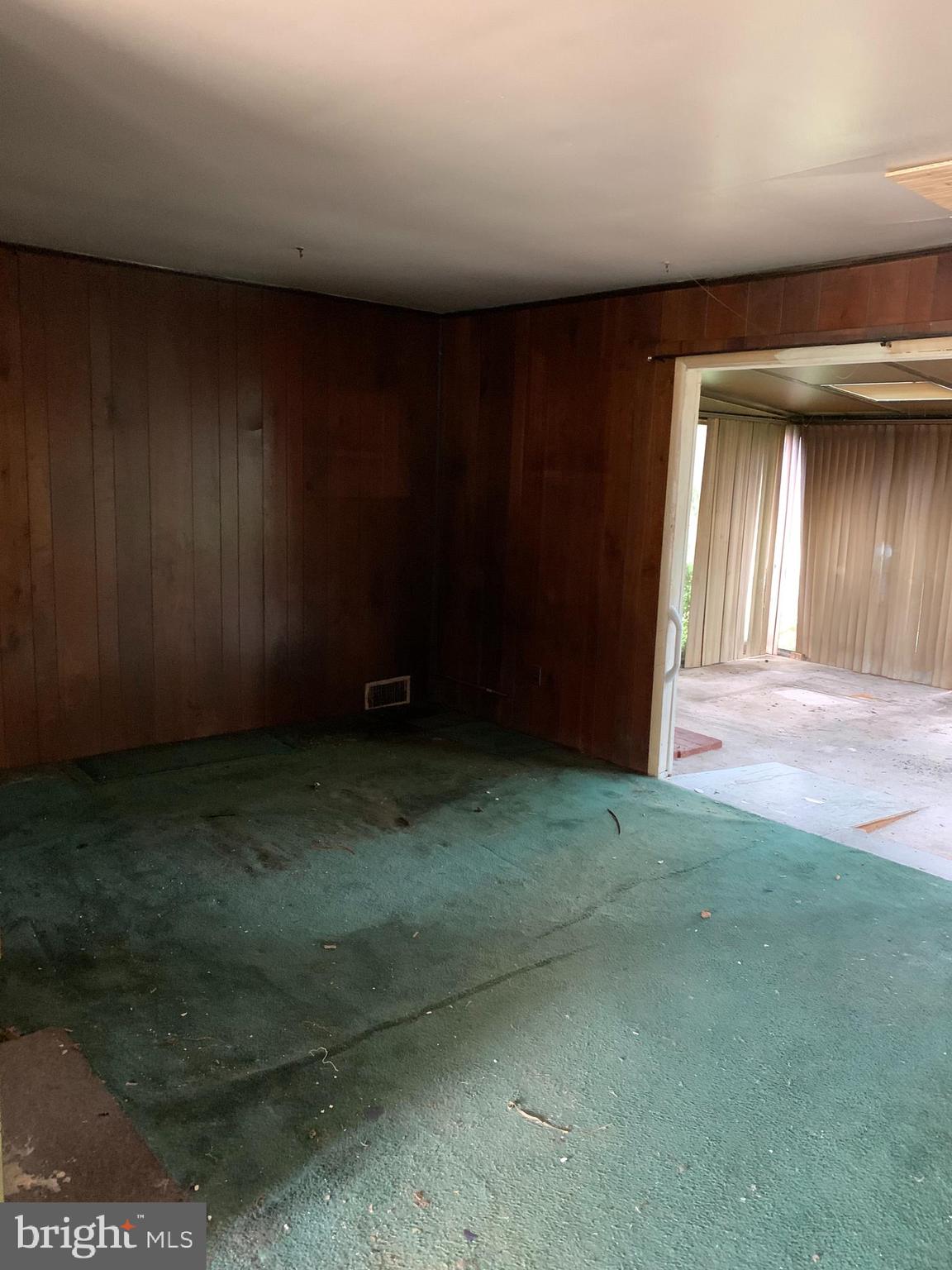 7311 Hogarth Street Springfield, VA 22151 - Photo 8 of 18 Gallery Image 8