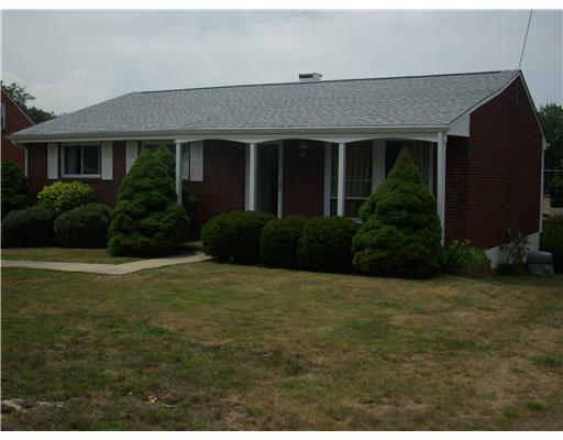 107 William Circle McKees Rocks, PA 15136 - Photo 1 of 11 Exterior Front.