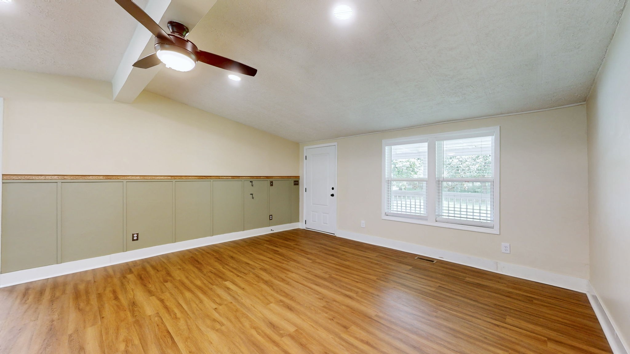 9464 Sugar Tree Road Bon Aqua, TN 37025 - Photo 4 of 29