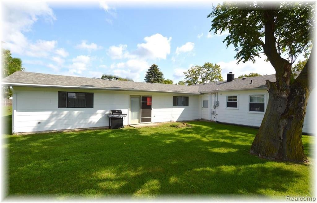 3212 Avon Manor Road Rochester Hills, MI 48307 - Photo 32 of 41