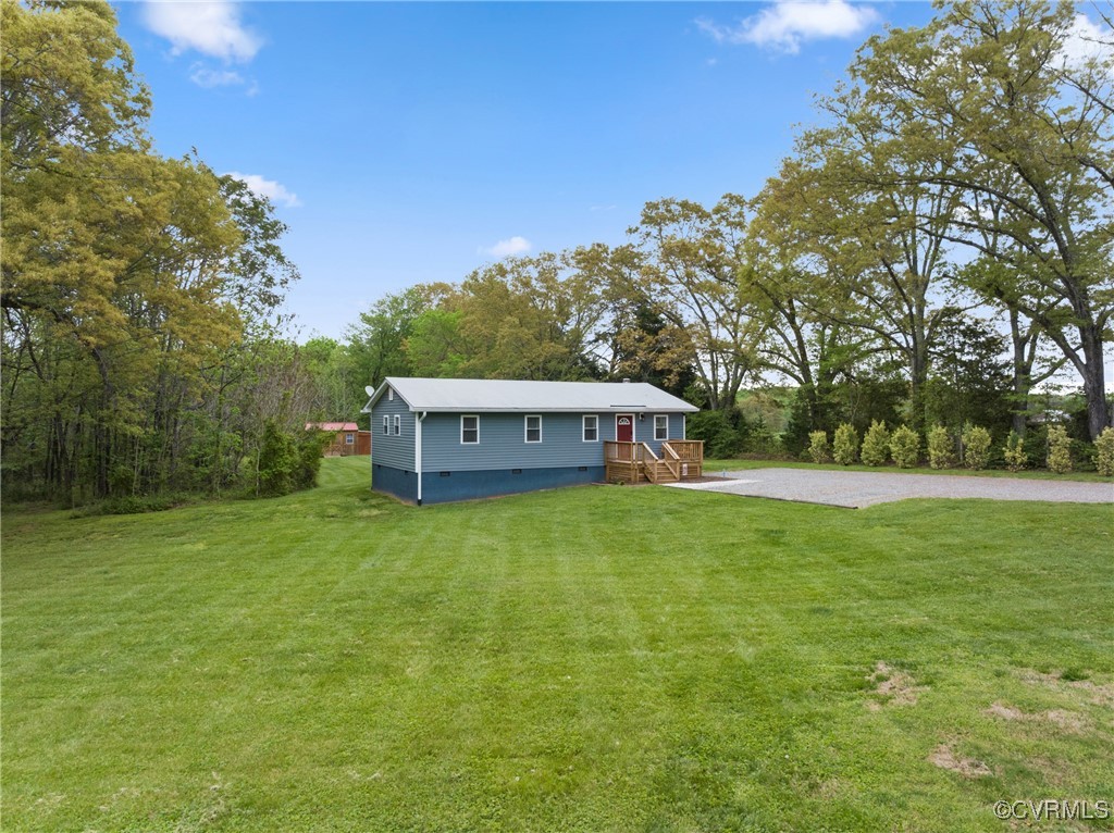 4660 Marks Lane Goochland, VA 23063 - Photo 5 of 39 a view of a house with a yard