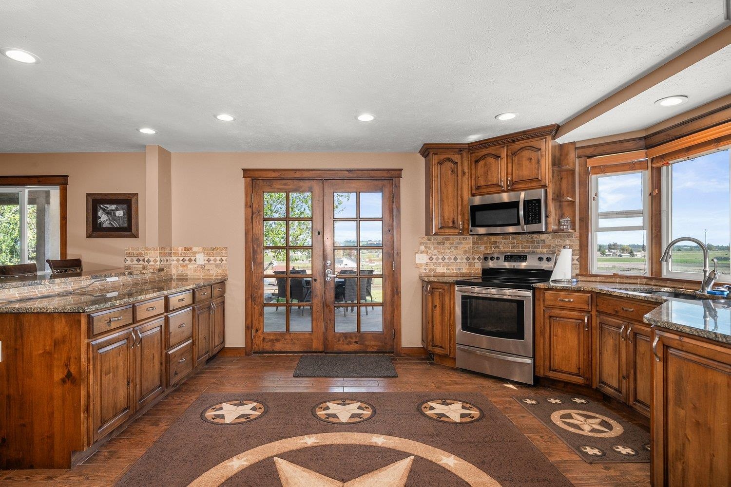 14809 West Taylor Road Cheney, WA 99004 - Photo 16 of 48