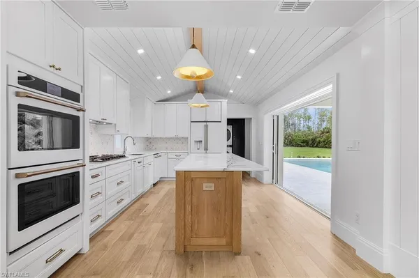 $20,000 | 6155 Standing Oaks Lane, Naples, FL 34119