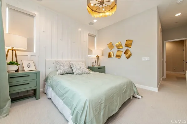 $4,900 | 824 South Harbor Boulevard, Santa Ana, CA 92704