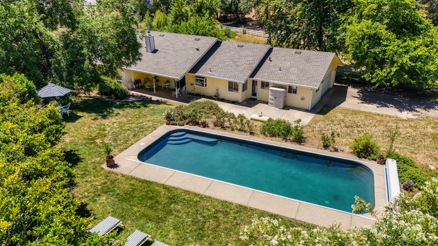 1827 Emmerson Road Placerville, CA 95667 - Photo 1 of 89