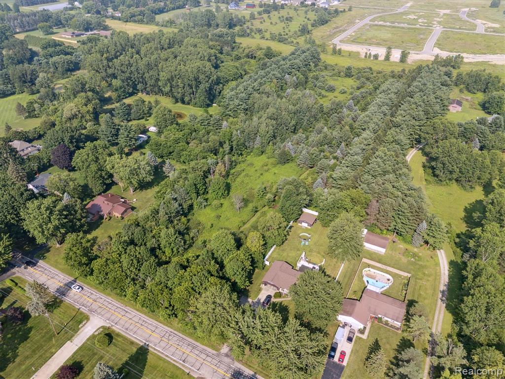 2374 North Vassar Road Davison, MI 48423 - Photo 9 of 15