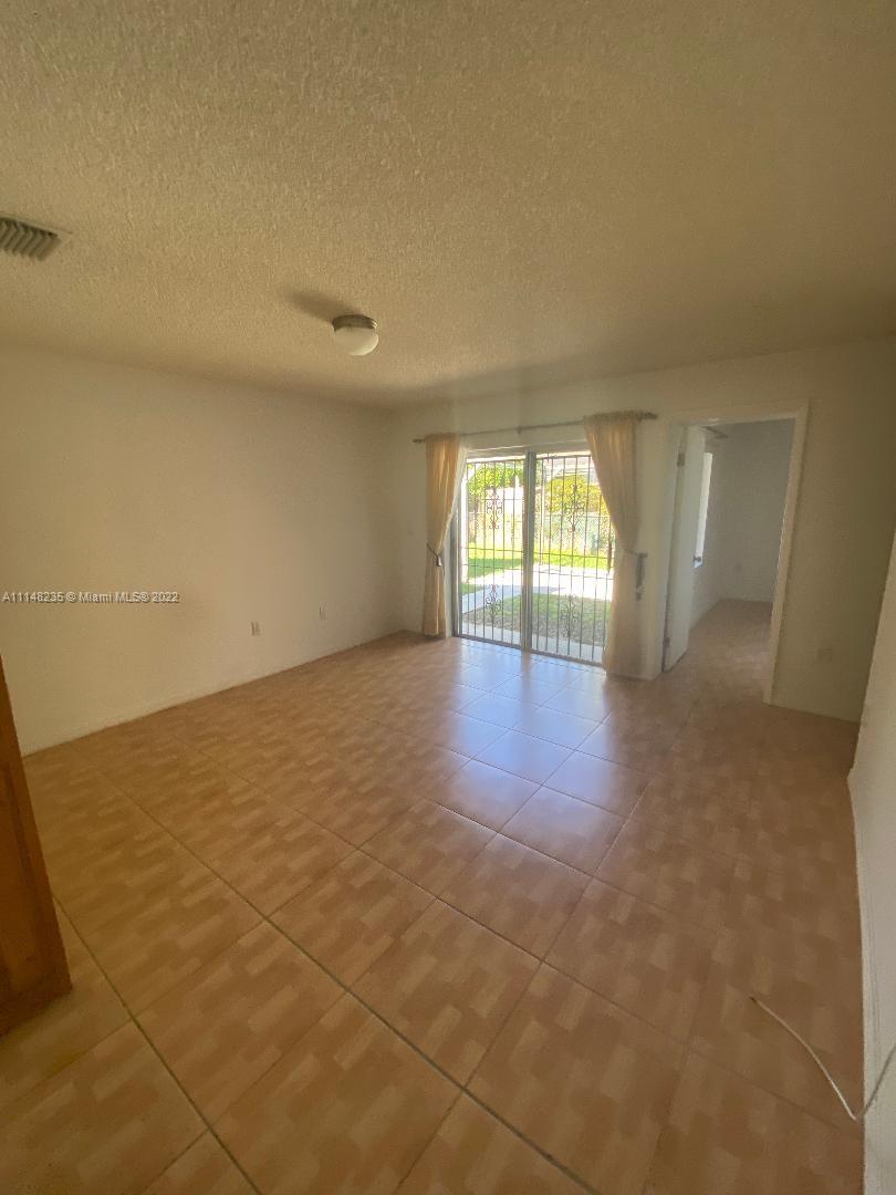 12237 Southwest 210th Street Miami, FL 33177 - Photo 4 of 9 Gallery Image 4