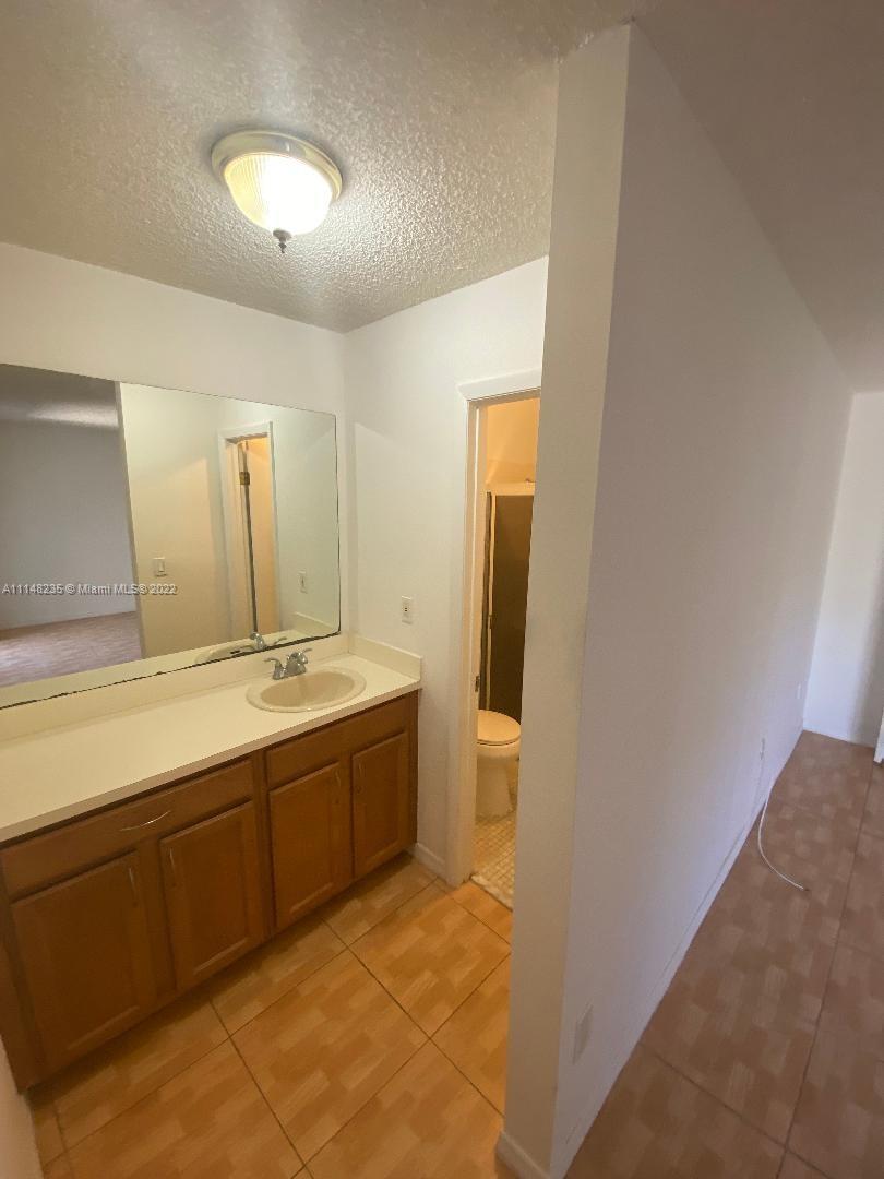 12237 Southwest 210th Street Miami, FL 33177 - Photo 6 of 9 Gallery Image 6