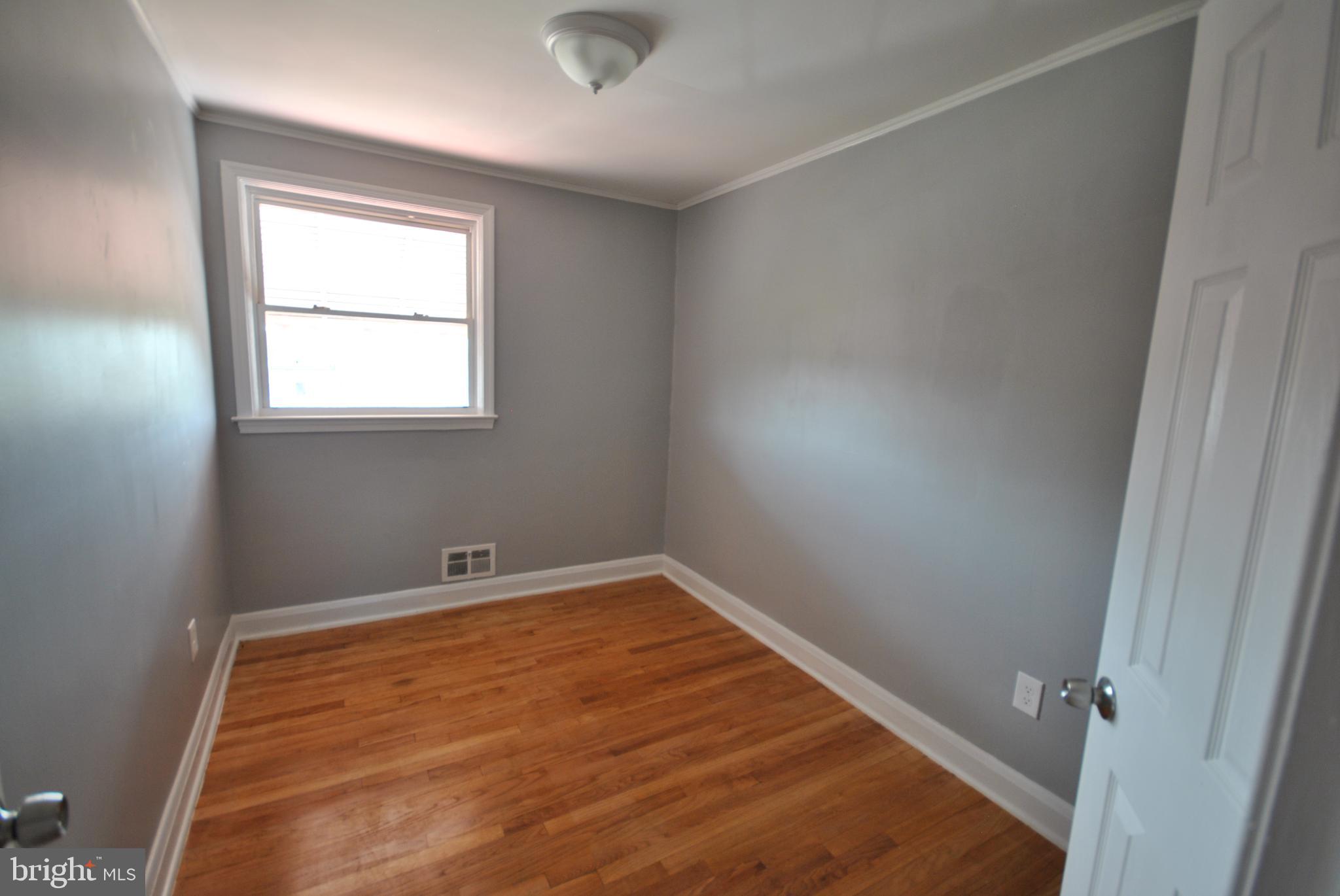 5513 Moravia Road Baltimore, MD 21206 - Photo 15 of 22 Gallery Image 15