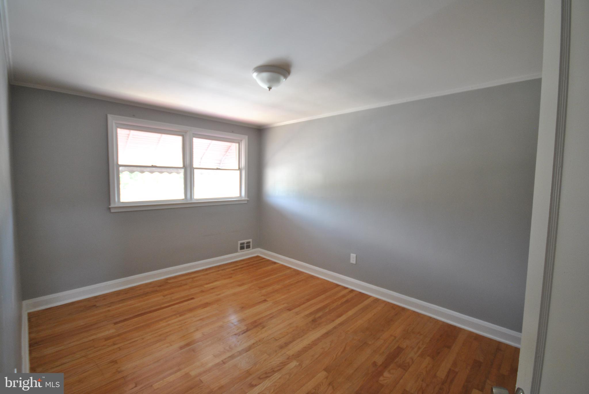 5513 Moravia Road Baltimore, MD 21206 - Photo 17 of 22 Gallery Image 17