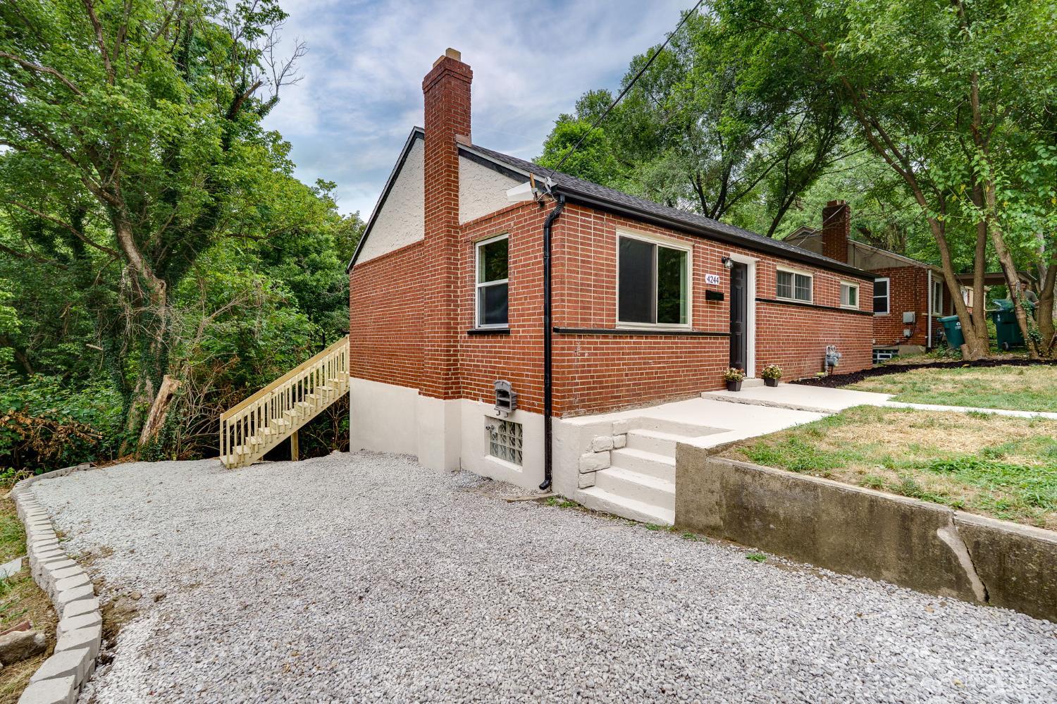 4244 Fehr Road Cincinnati, OH 45238 - Photo 6 of 31 Gallery Image 6