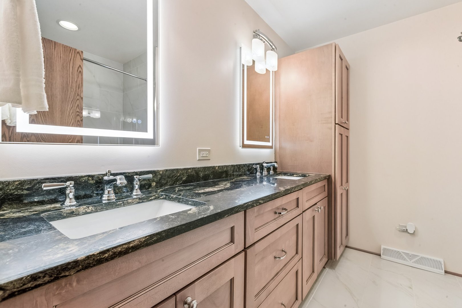 2312 Murray Road Woodstock, IL 60098 - Photo 14 of 78 Gallery Image 14