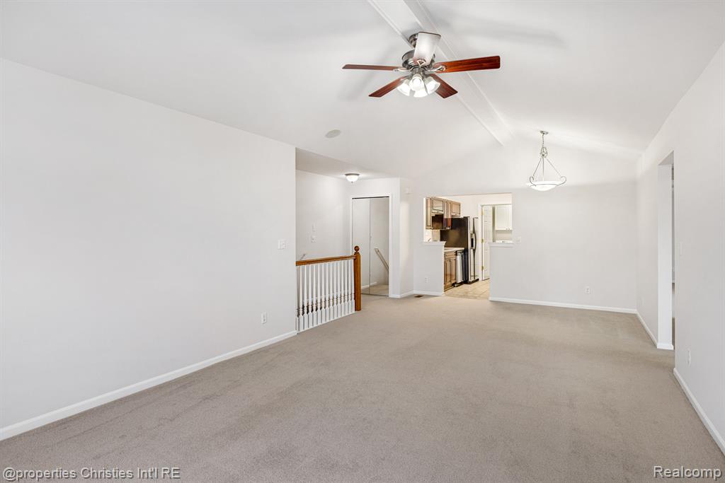 3527 Oakmonte Boulevard Rochester, MI 48306 - Photo 8 of 27