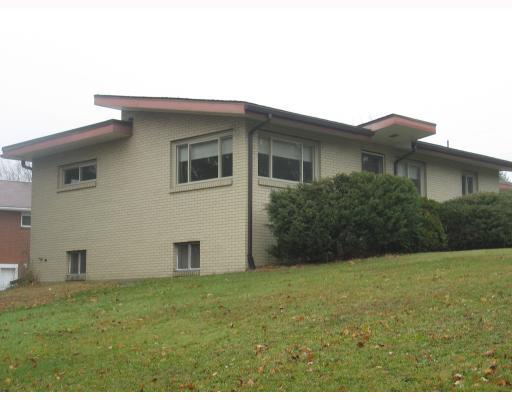 1004 Wetzel Road Pittsburgh, PA 15209 - Photo 2 of 13 Exterior Front.