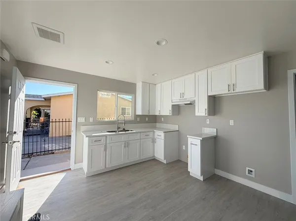 $2,000 | 621 Leonard Avenue, Unit A, Los Angeles, CA 90022