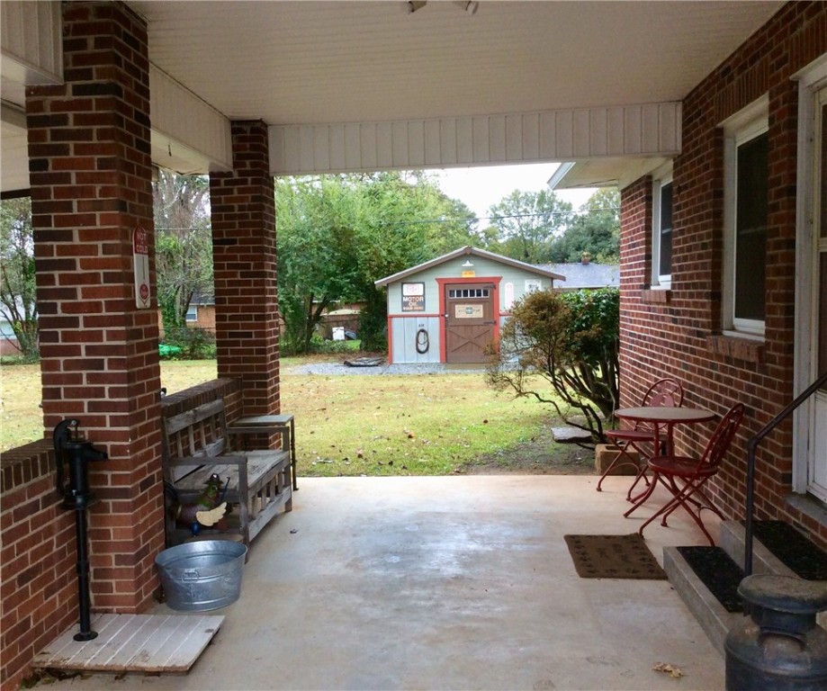 605 Whitehall Road Anderson, SC 29625 - Photo 7 of 21