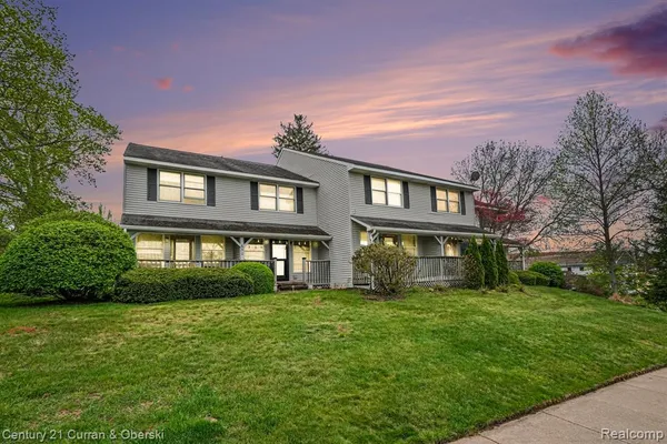 $325,000 | 650 Conger Street, Unit 2, South Haven, MI 49090