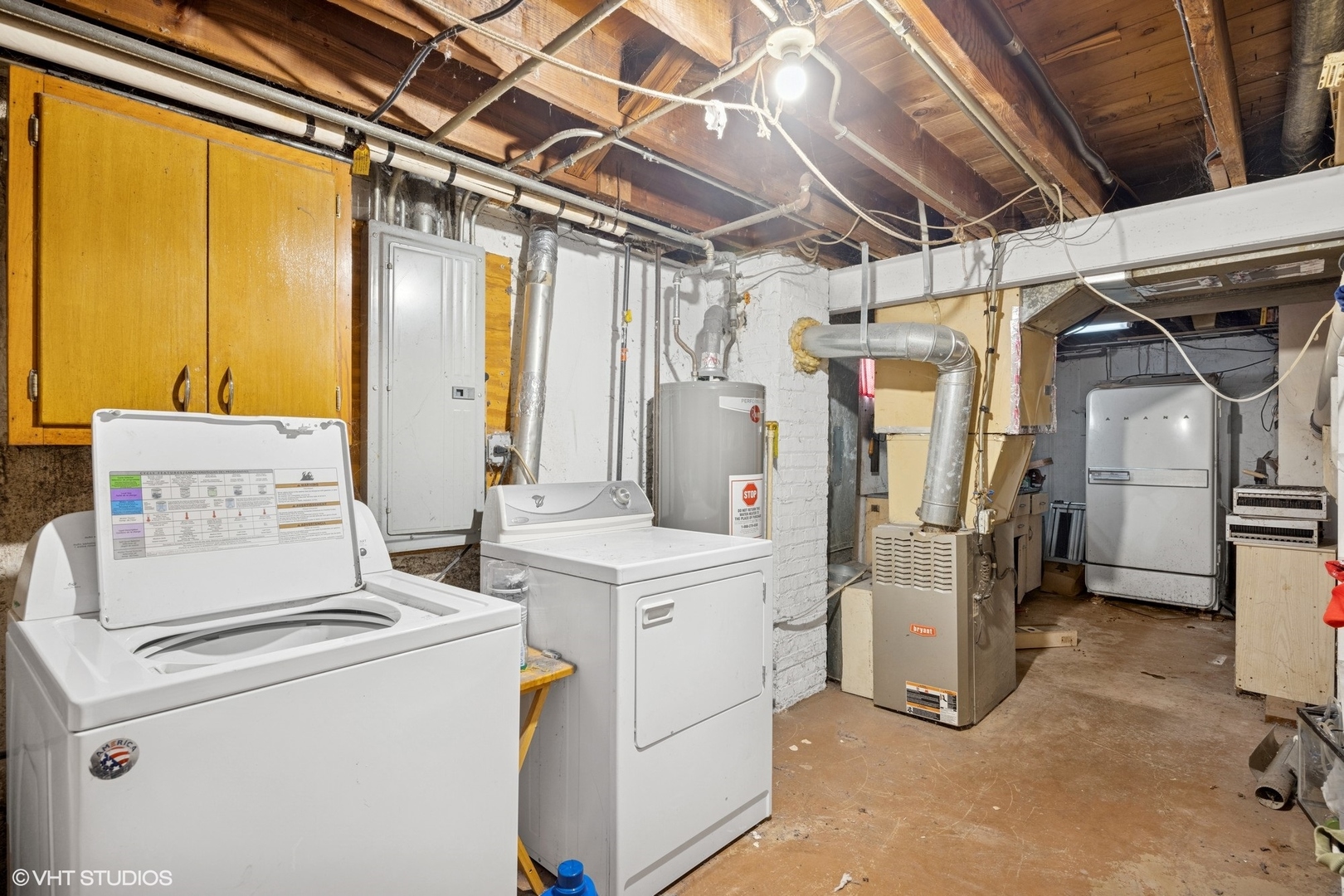 1315 Webster Lane Des Plaines, IL 60018 - Photo 12 of 18 a utility room with dryer and washer