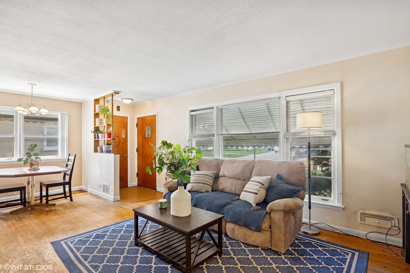 1315 Webster Lane Des Plaines, IL 60018 - Photo 4 of 18 a living room with furniture and a large window