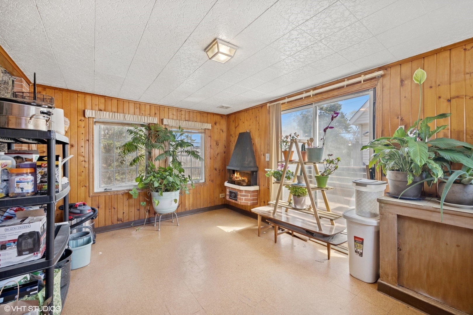 1315 Webster Lane Des Plaines, IL 60018 - Photo 10 of 18 a view of a livingroom with furniture and a window