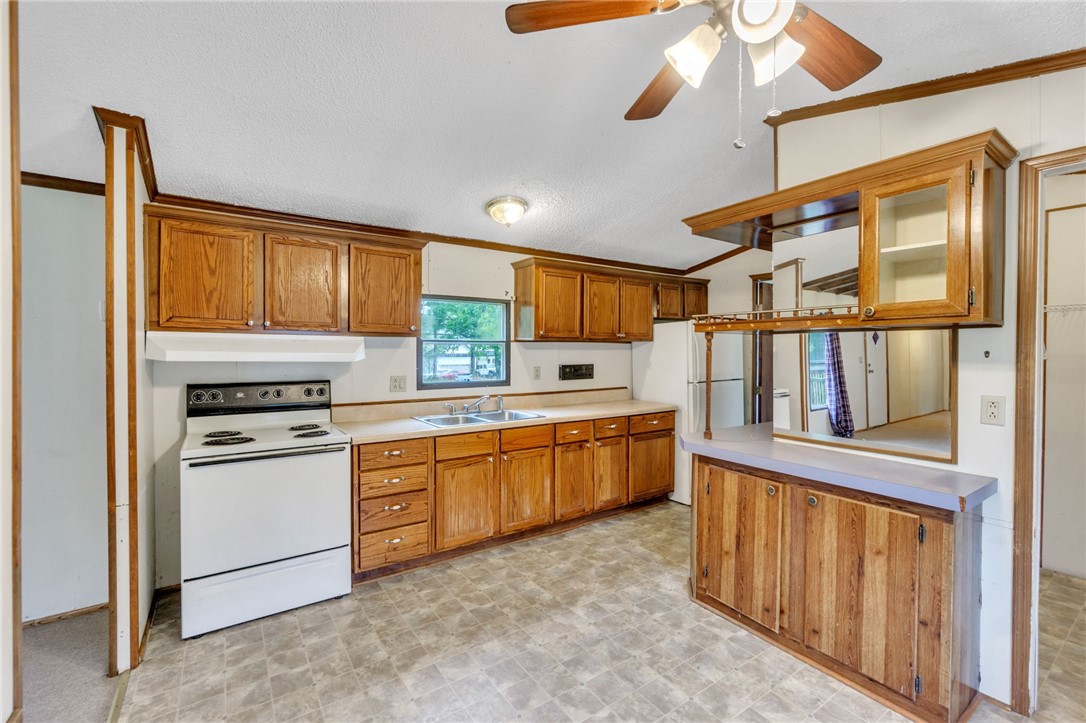 5907 Pearman Dairy Road Anderson, SC 29625 - Photo 3 of 20