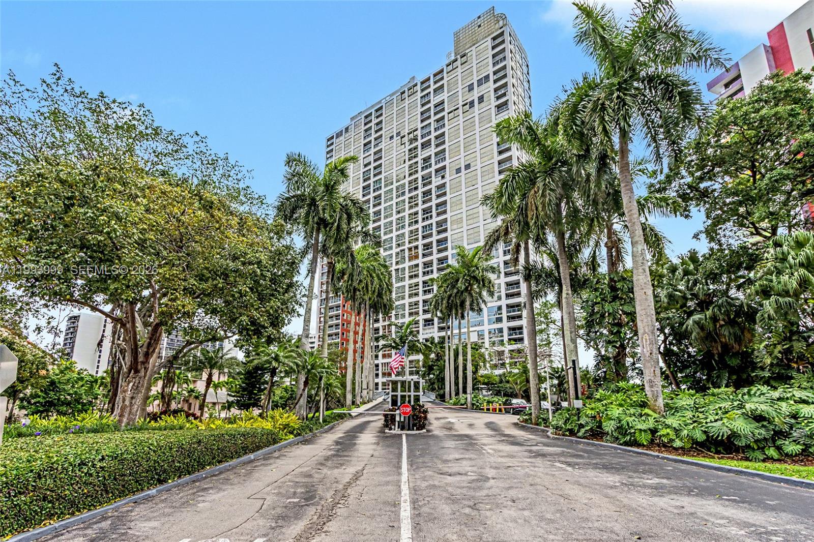 1541 Brickell Avenue, Unit B2904 Miami, FL 33129 - Photo 42 of 47