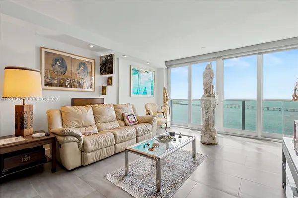 $1,015,000 | 1541 Brickell Avenue, Unit B2904, Miami, FL 33129