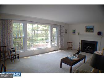 633 Eagle Road Wayne, PA 19087 - Photo 3 of 12