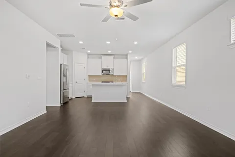 $425,000 | 15604 Ellinger Drive, Austin, TX 78728