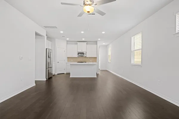 $425,000 | 15604 Ellinger Drive, Austin, TX 78728