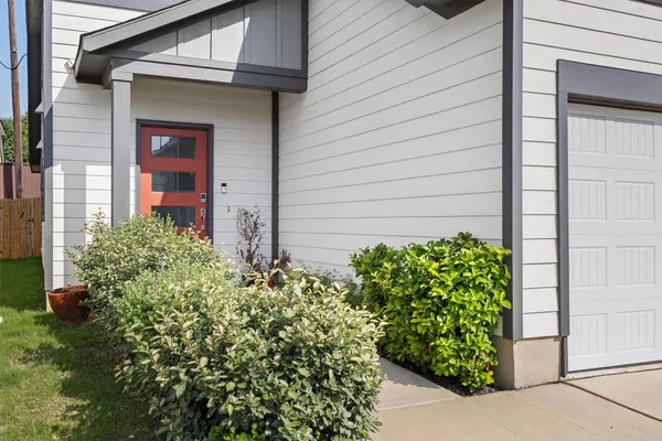 $425,000 | 15604 Ellinger Drive, Austin, TX 78728