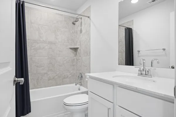 $425,000 | 15604 Ellinger Drive, Austin, TX 78728
