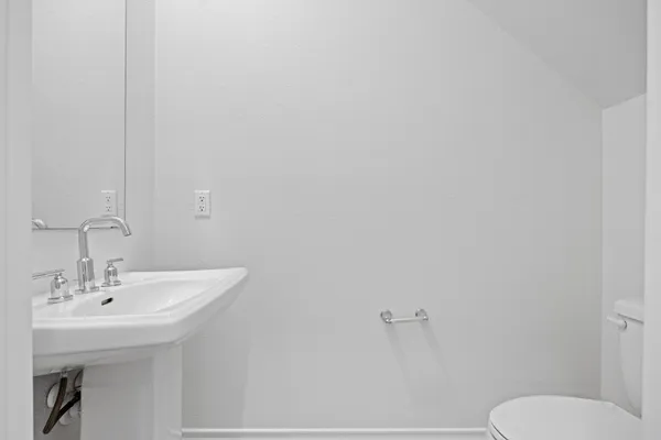 $425,000 | 15604 Ellinger Drive, Austin, TX 78728