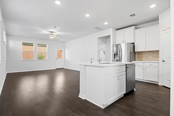 $425,000 | 15604 Ellinger Drive, Austin, TX 78728