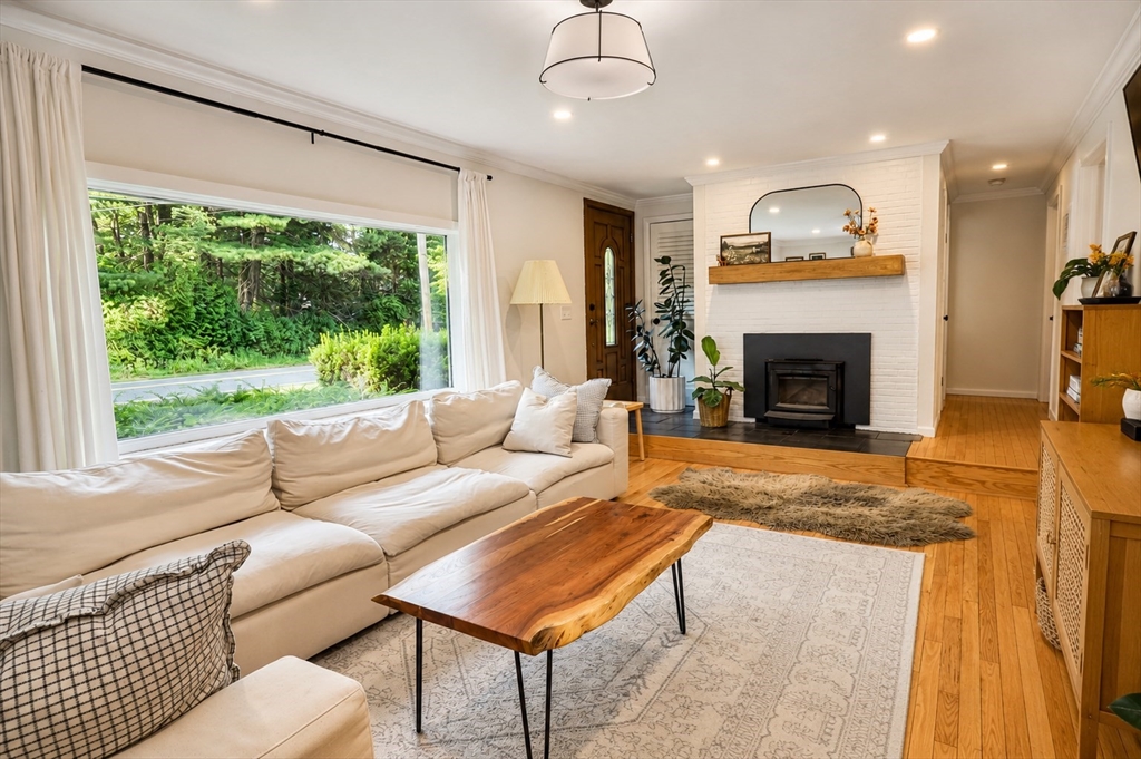 400 Springfield Street Wilbraham, MA 01095 - Photo 8 of 16