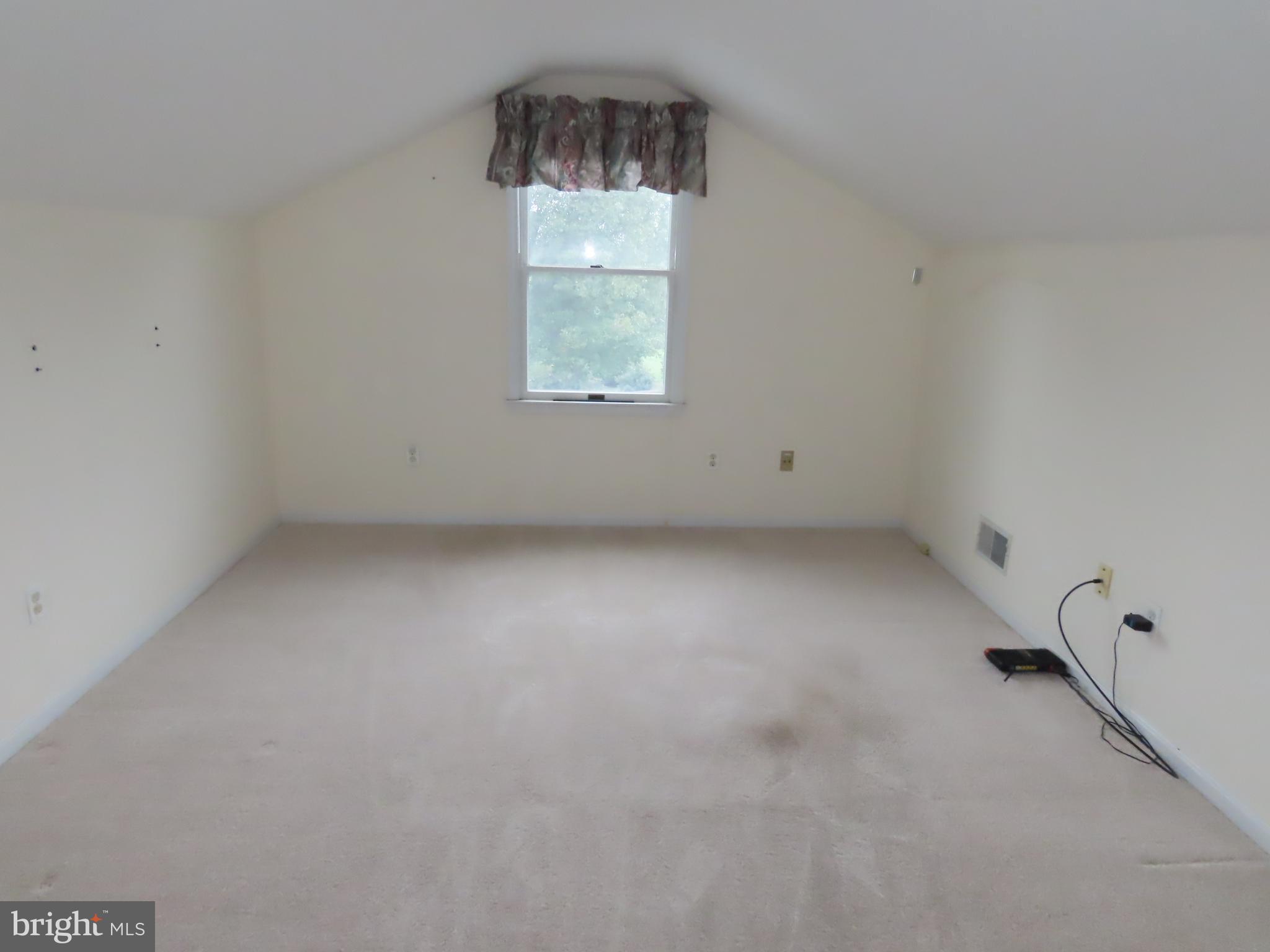 119 Leanne Drive Middletown, DE 19709 - Photo 19 of 27 Sitting area off primary bedroom