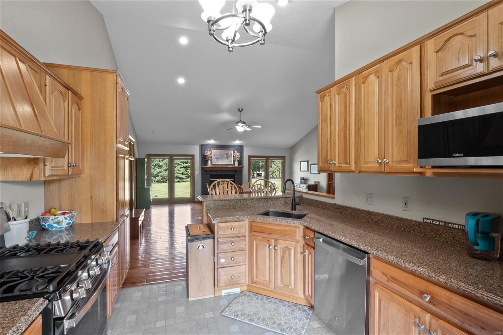 13745 Kayser Road Highland, IL 62249 - Photo 18 of 50